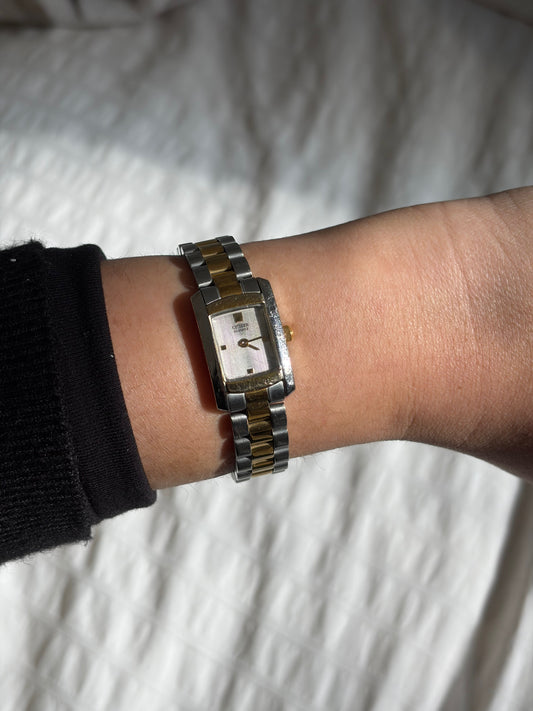 Dual-tone vintage Citizen ✨🤍