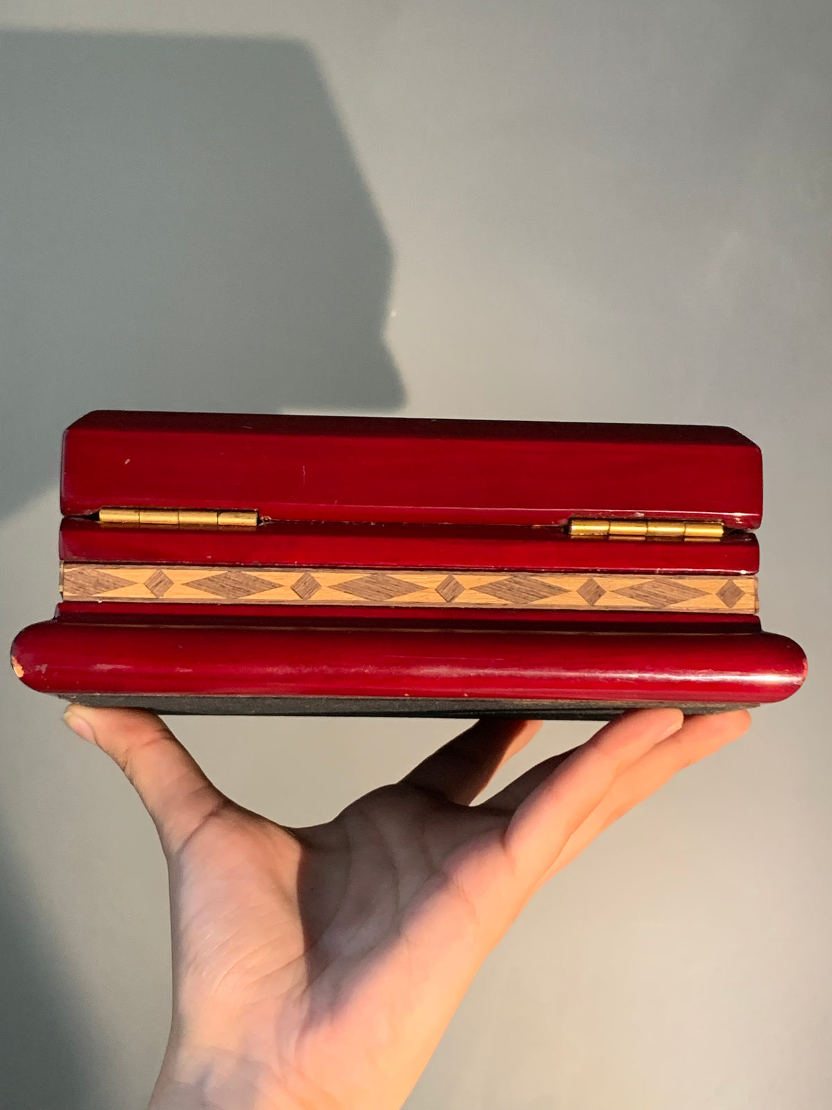 COFFRET À BIJOUX LAQUÉ ROUGE VINTAGE 🗝️