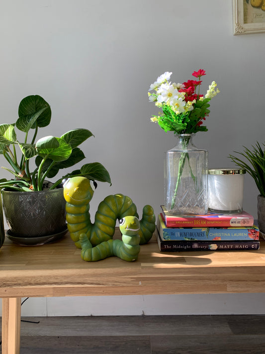 Duo de bibelots en plâtre