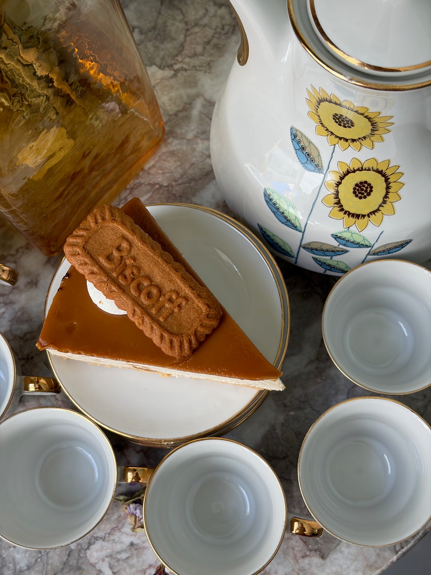 SERVICE À THÉ VINTAGE | TOURNESOLS