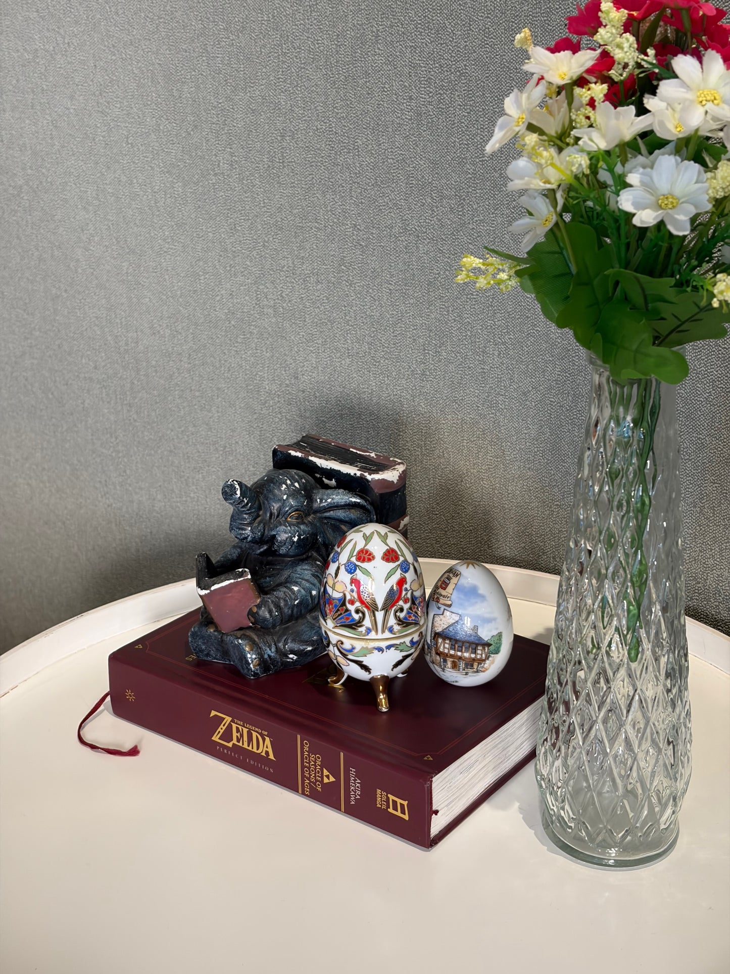 L'éléphant qui lit