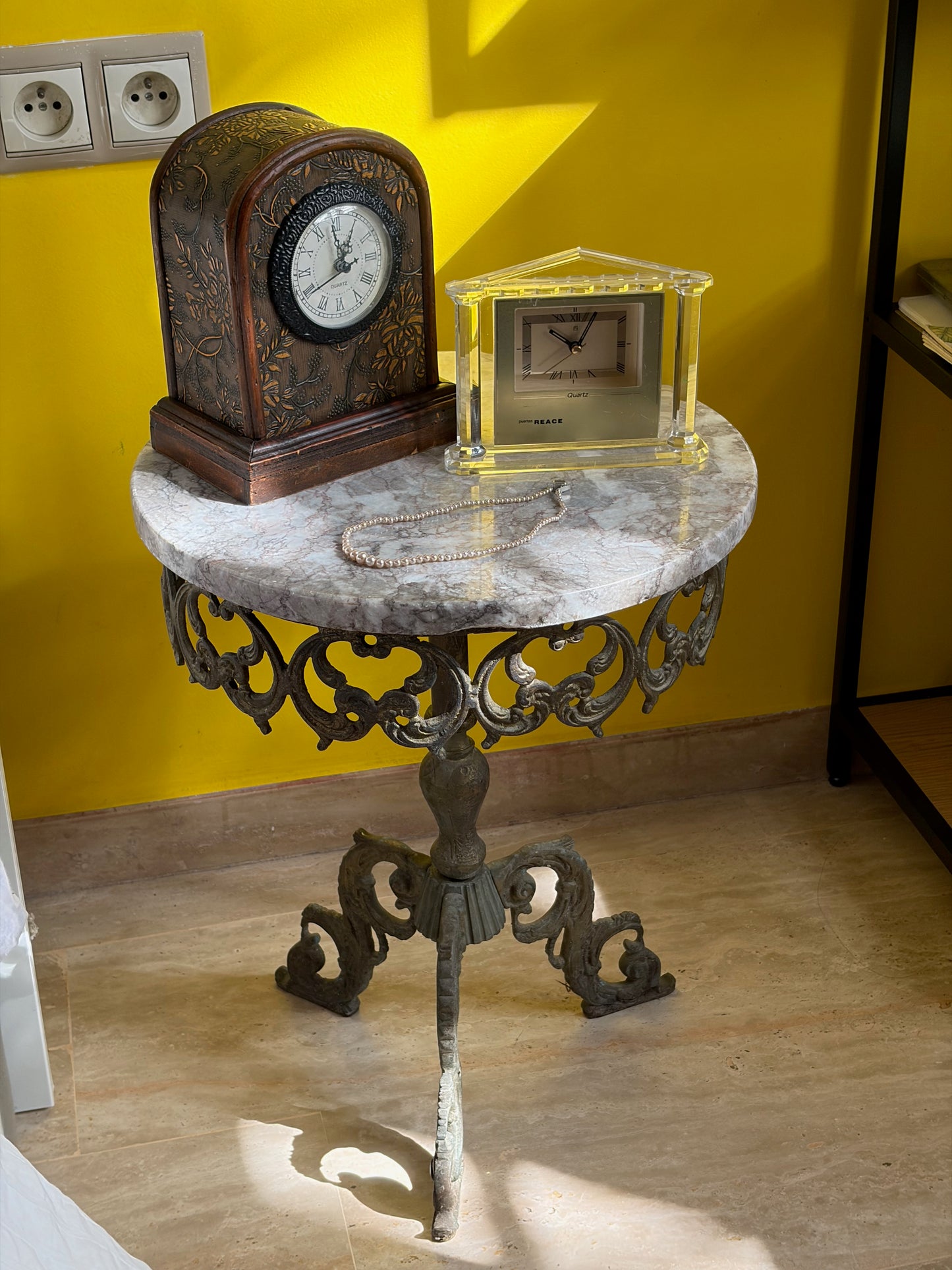 GUÉRIDON MARBRE & FONTE BAROQUE | VINTAGE