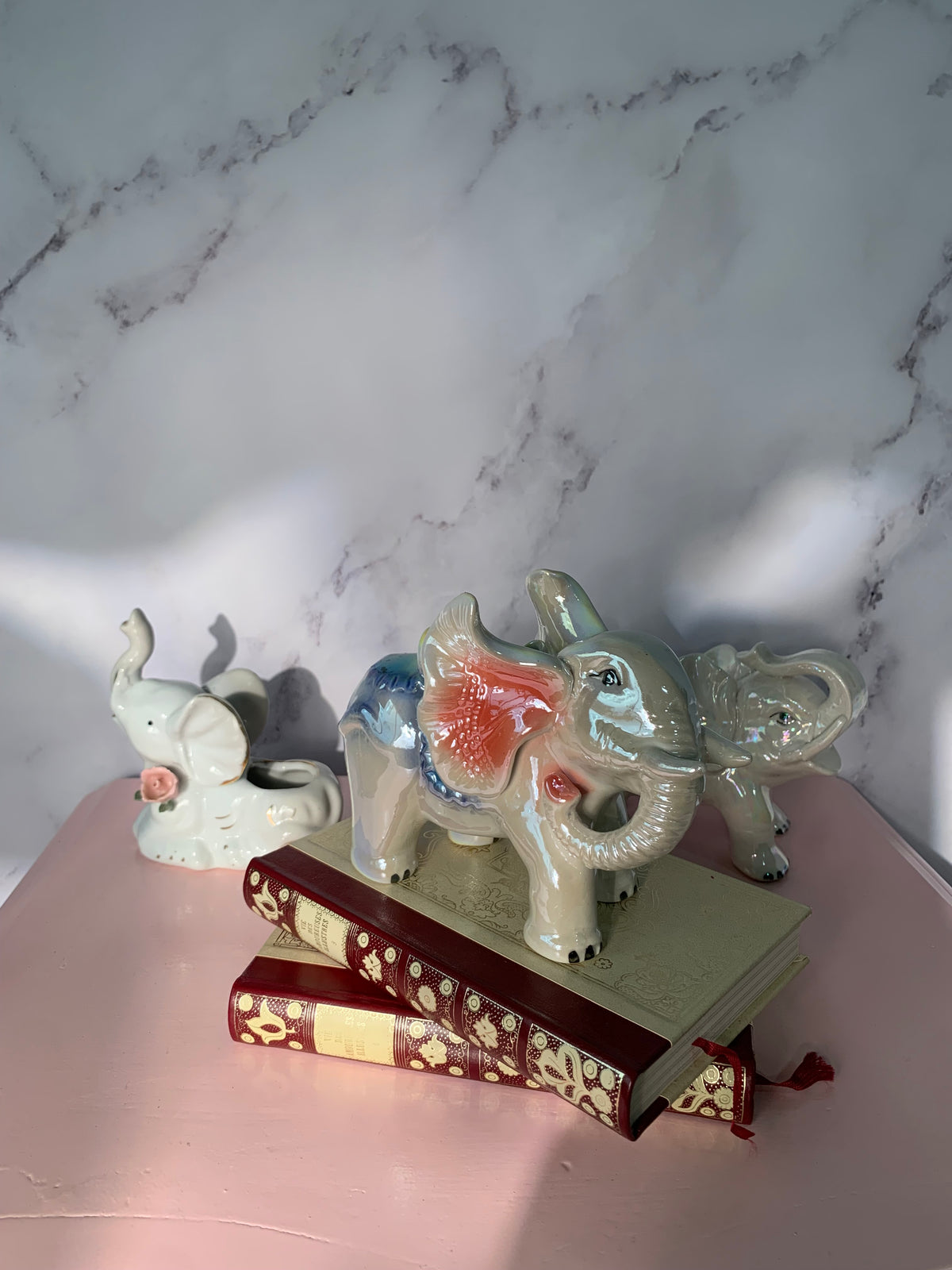 ÉLÉPHANT LUSTRÉ ARC-EN-CIEL VINTAGE 🐘