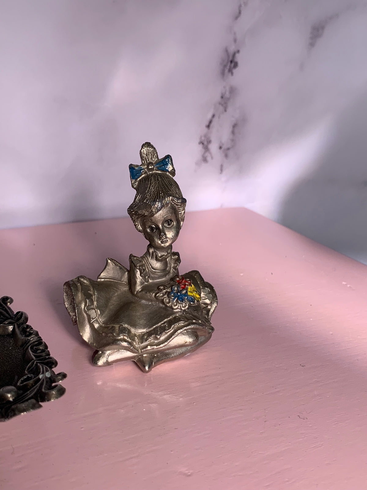 FIGURINE ÉTAIN FILLETTE VINTAGE 🎀