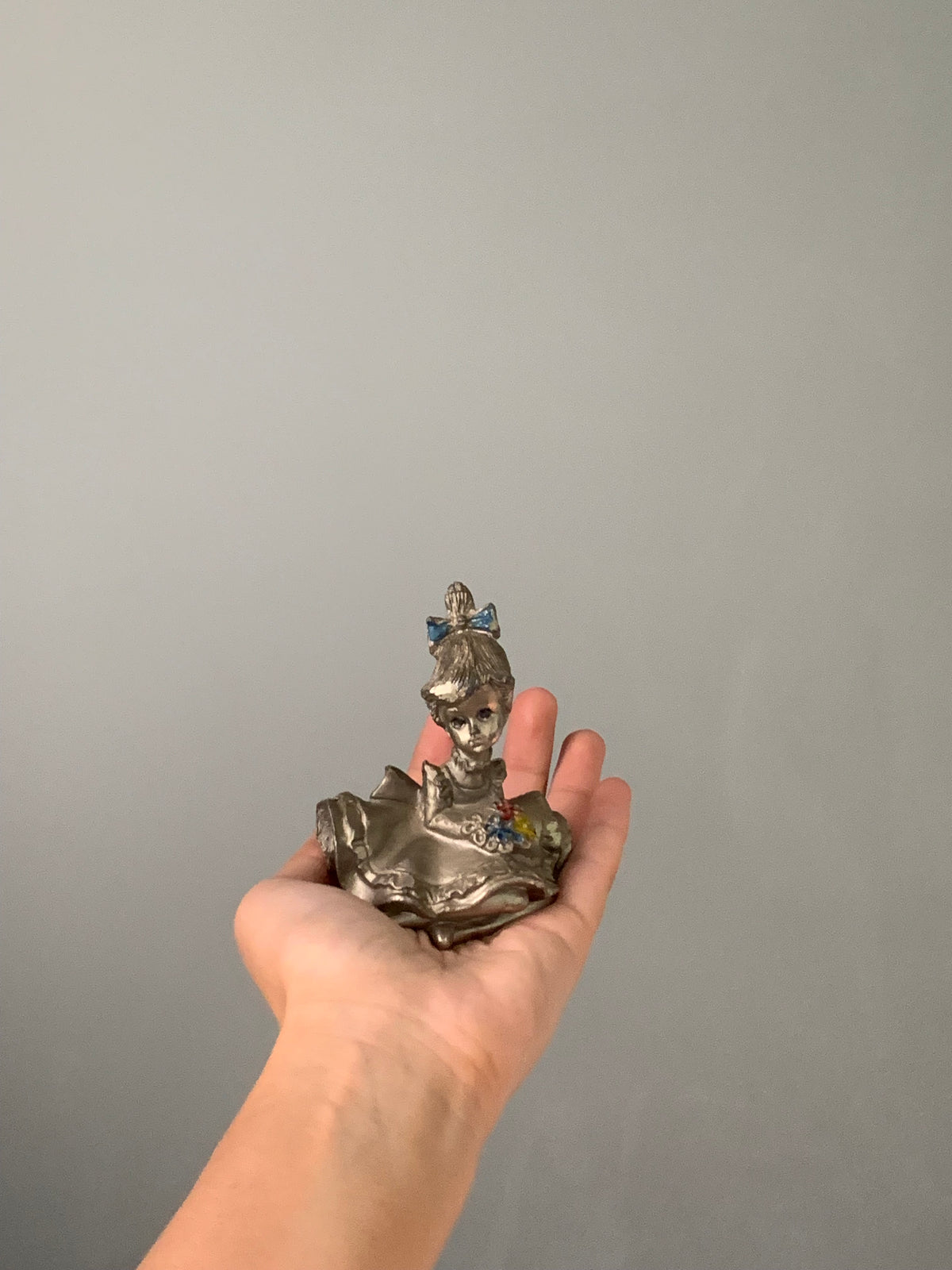 FIGURINE ÉTAIN FILLETTE VINTAGE 🎀