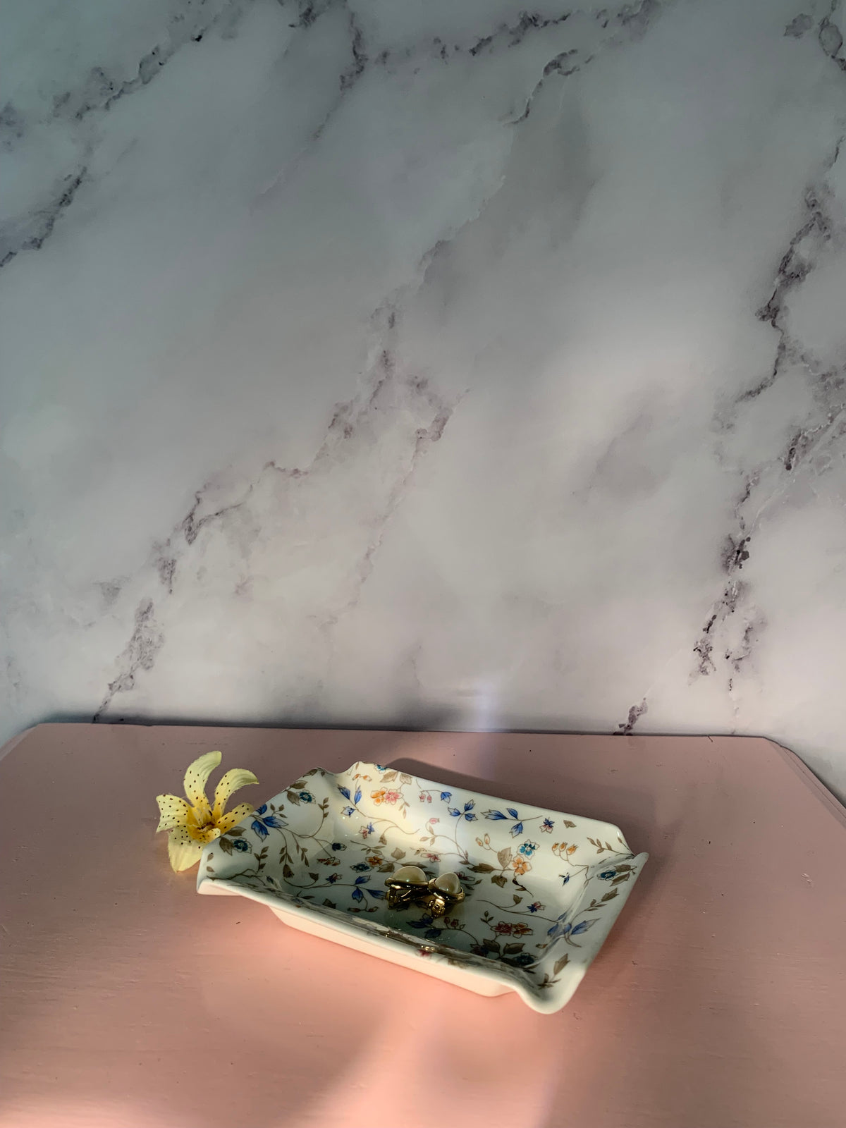 VIDE-POCHE FLEURI PORCELAINE VINTAGE 🌼