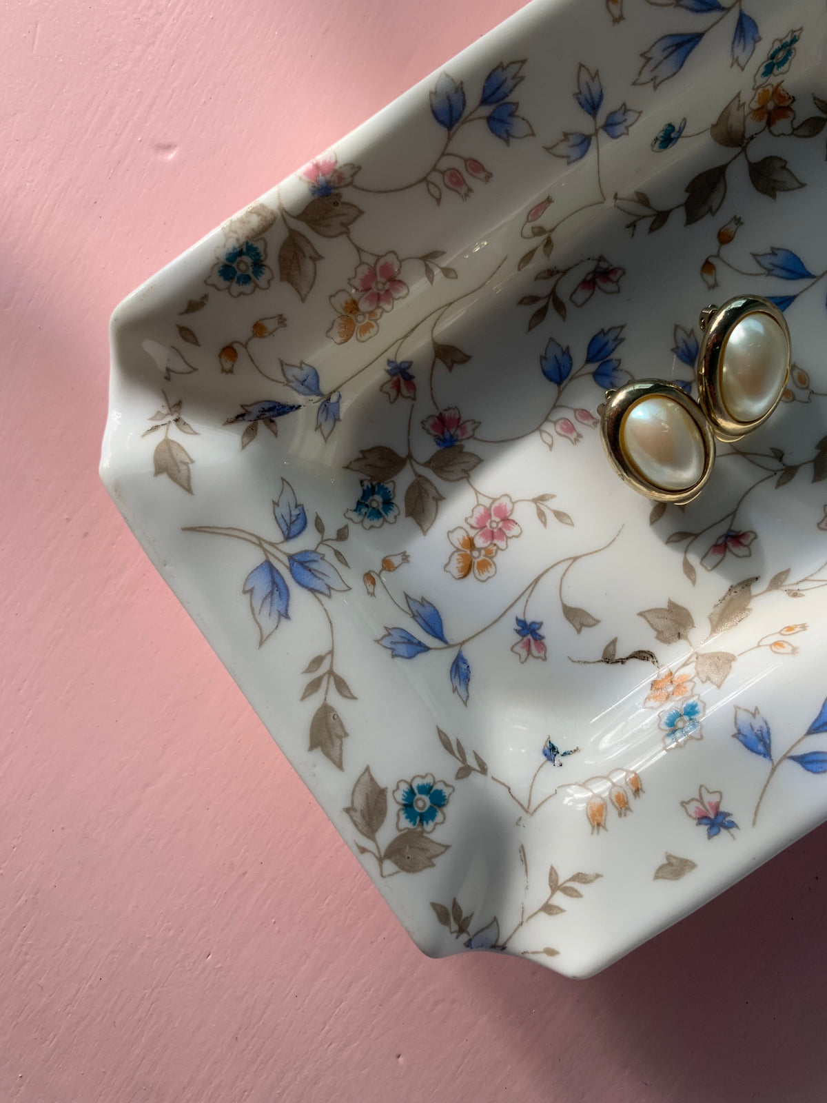 VIDE-POCHE FLEURI PORCELAINE VINTAGE 🌼
