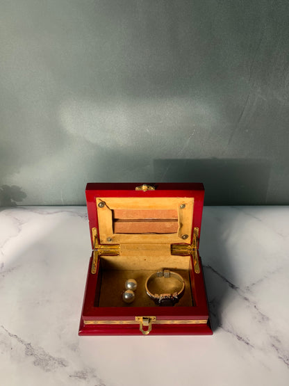 COFFRET À BIJOUX LAQUÉ ROUGE VINTAGE 🗝️