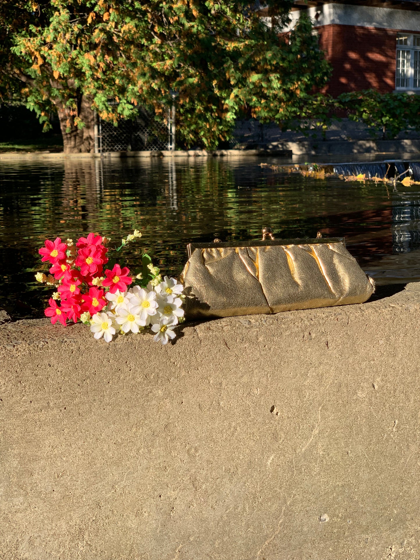 Bourse dorée vintage