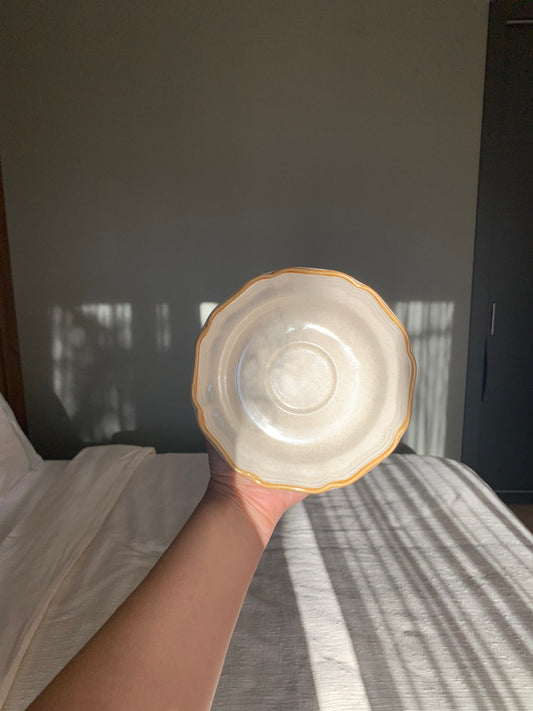 Assiette en céramique japonaise