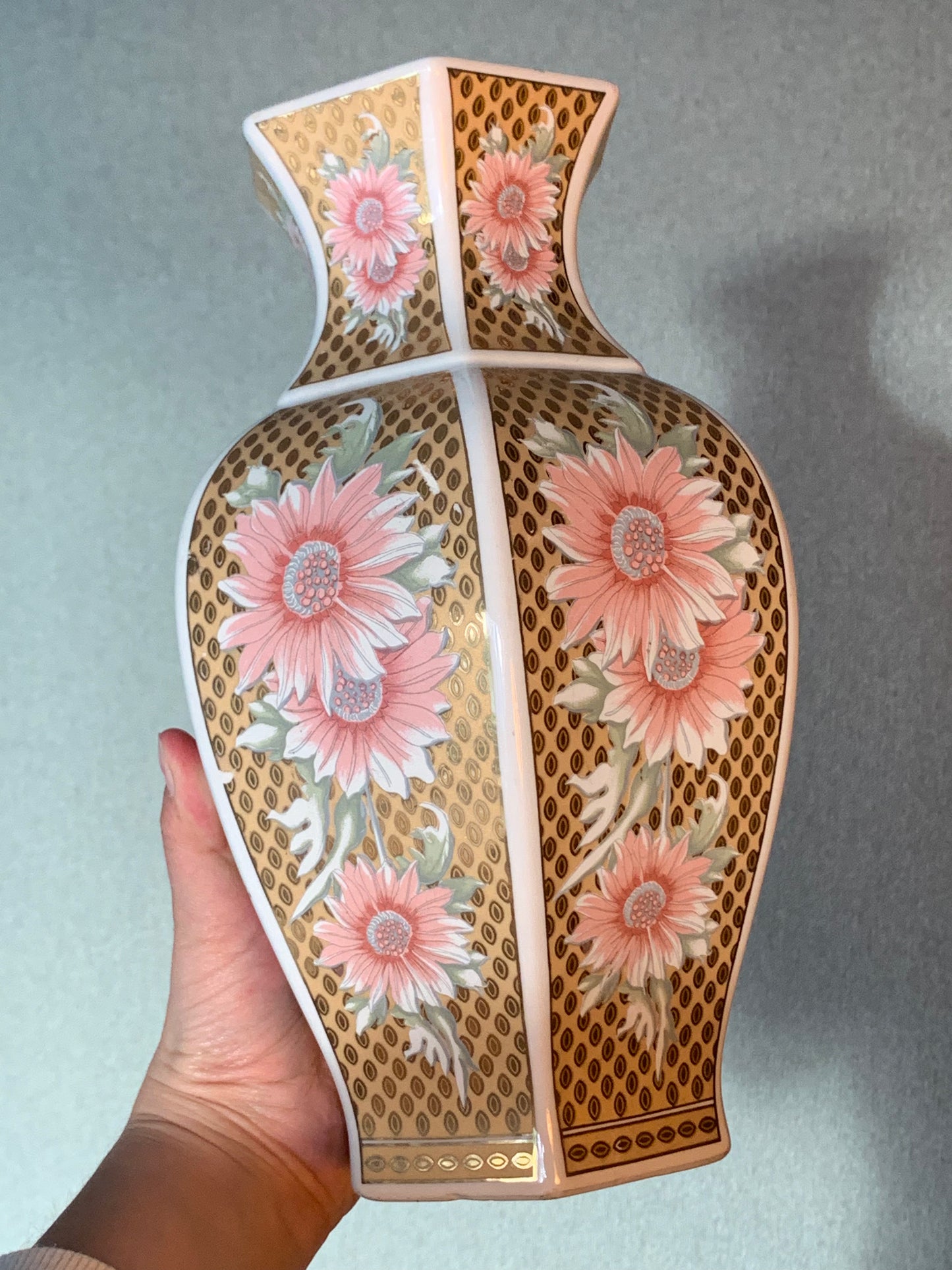 Grand vase en porcelaine italienne