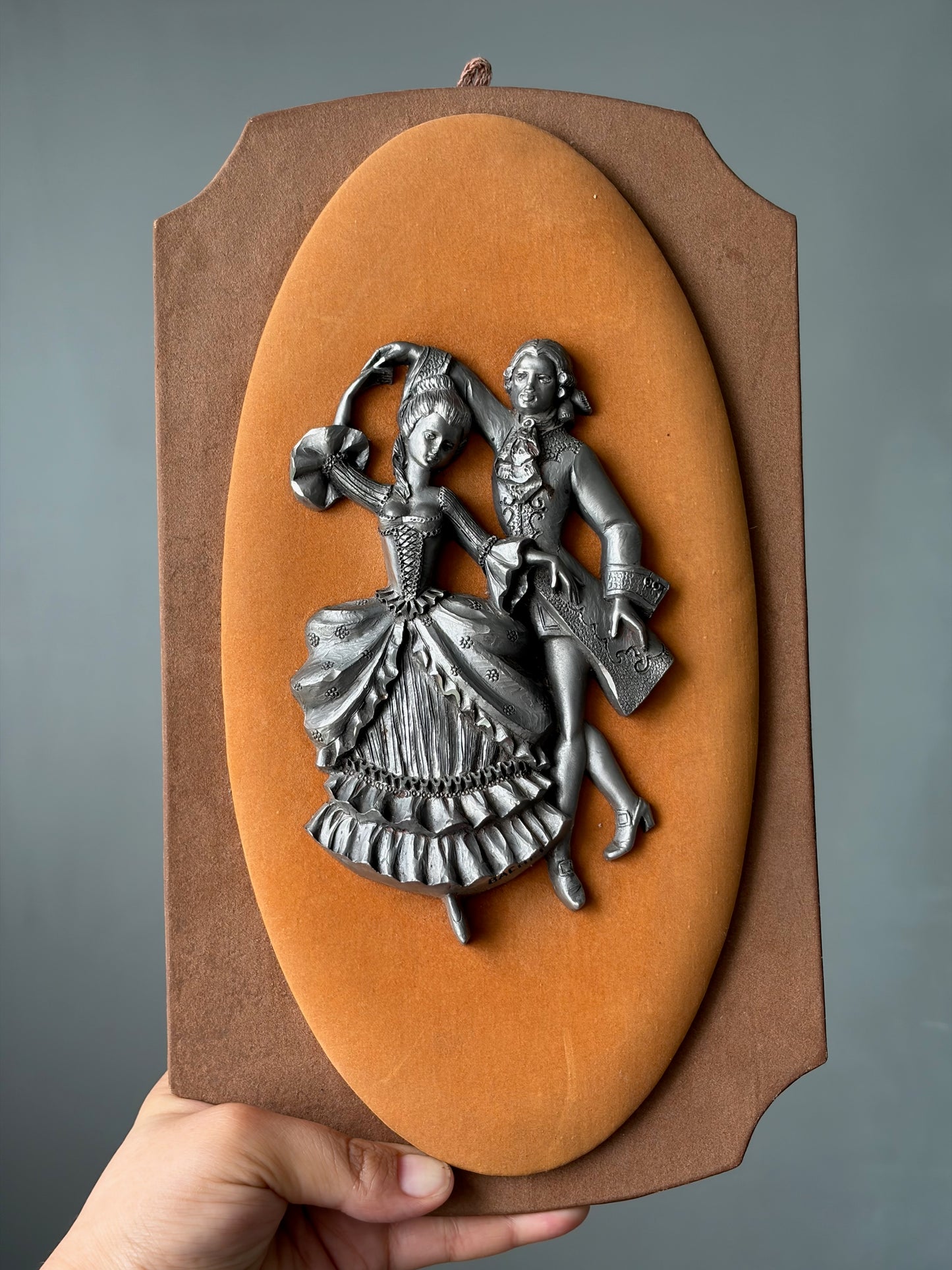 TABLEAU EN RELIEF VINTAGE | COUPLE DE DANSEURS ÉTAIN 💃🕺