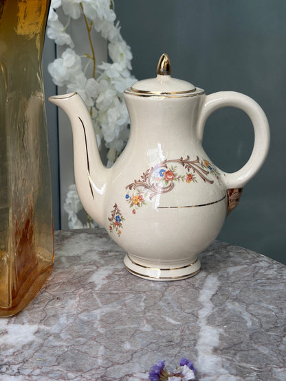 SERVICE À CAFÉ VINTAGE | BOUQUETS FLEURIS DORÉS