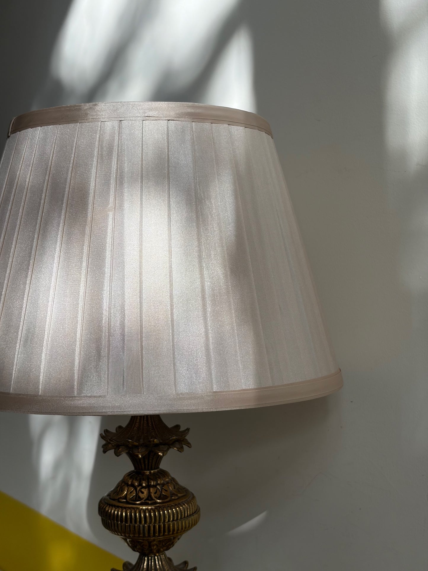 LAMPE GOLDEN PINK 🎀 BAROQUE VINTAGE | BRONZE DORÉ & PORCELAINE FLEURIE