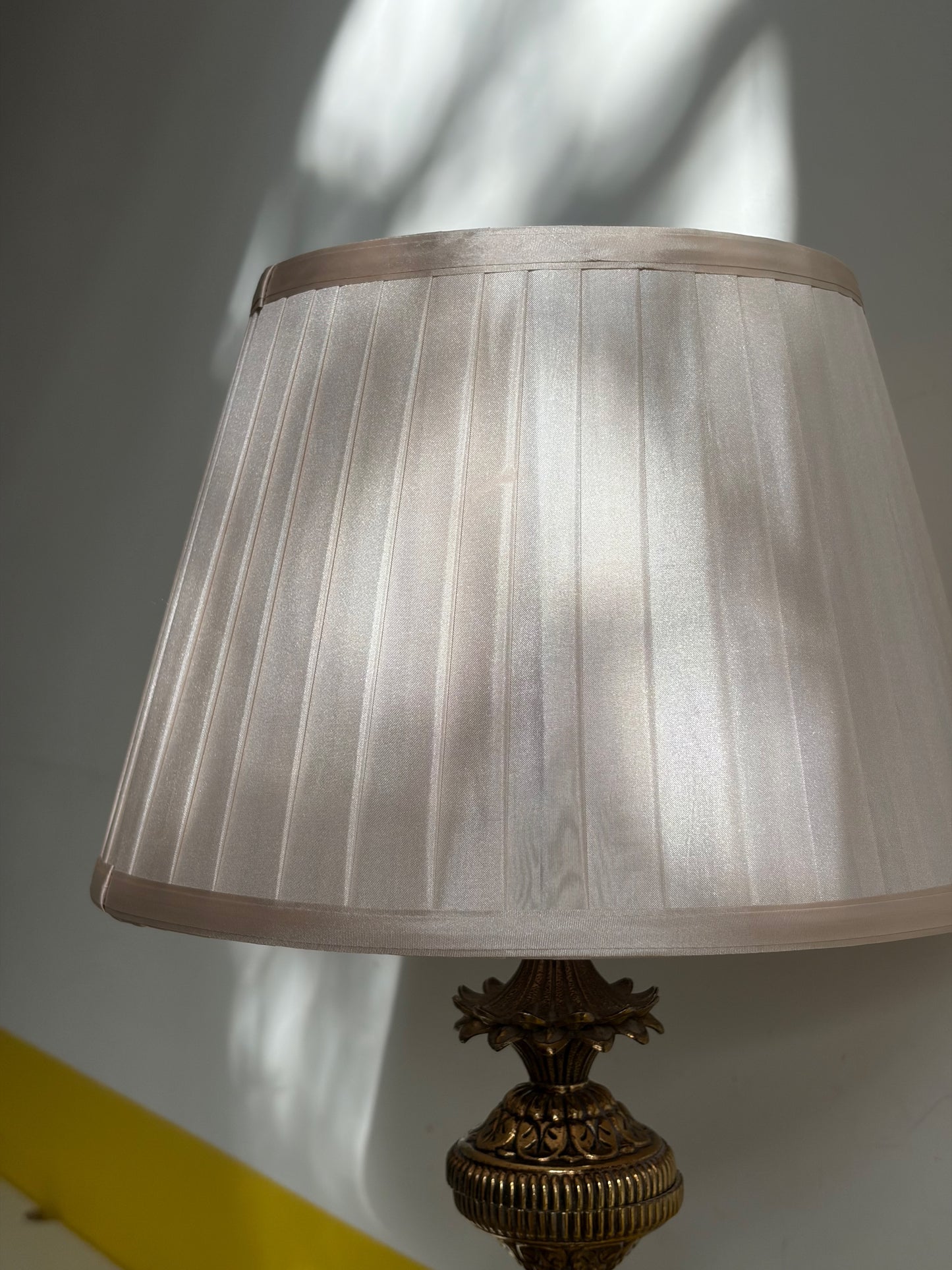 LAMPE GOLDEN PINK 🎀 BAROQUE VINTAGE | BRONZE DORÉ & PORCELAINE FLEURIE