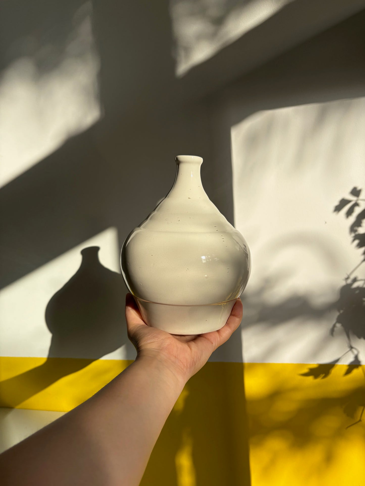 PETIT VASE VINTAGE EN CÉRAMIQUE | FORME GOUTTE CRÈME 🤍