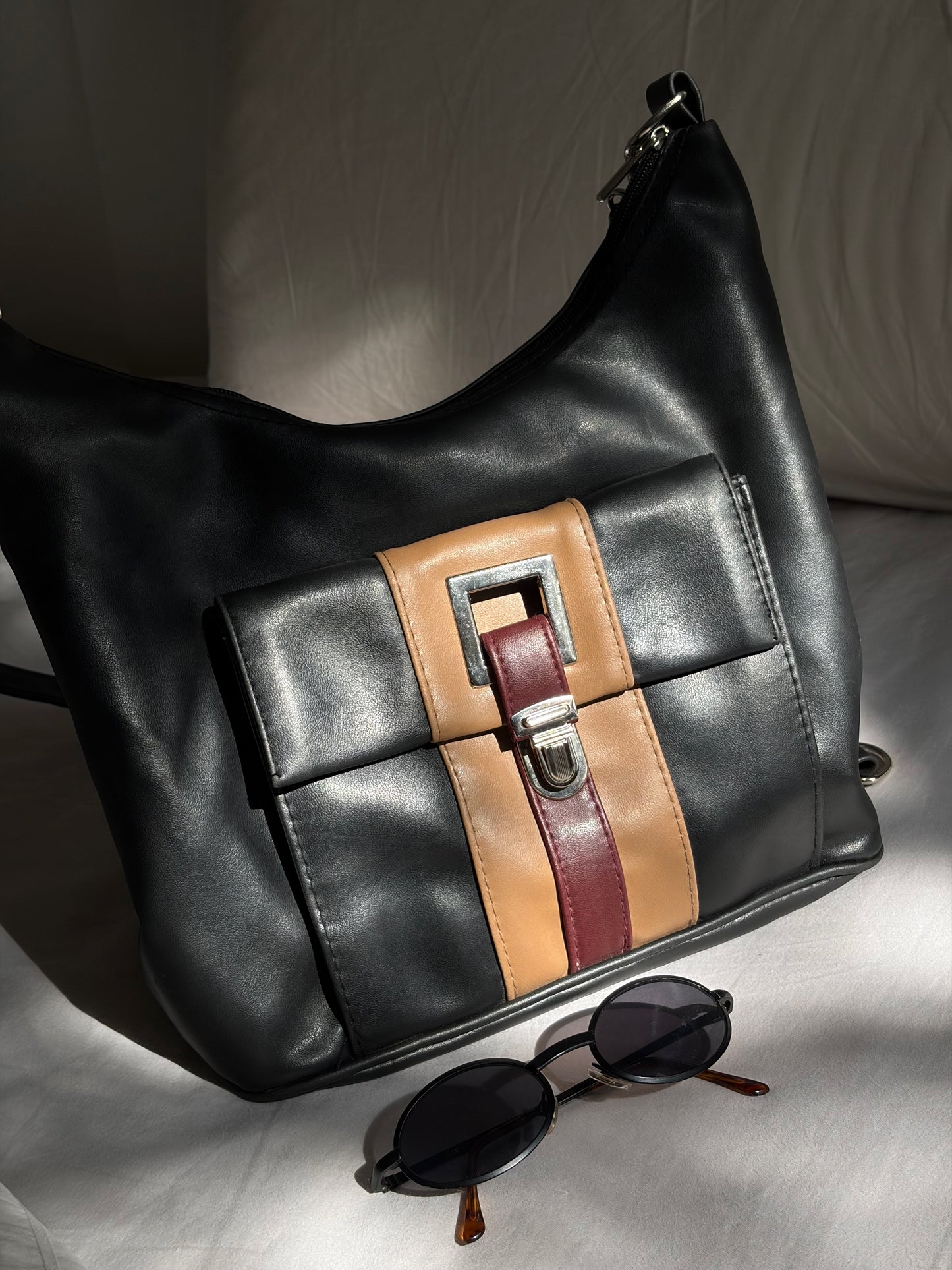 SAC HOBO NOIR VINTAGE | POCHE COLORBLOCK