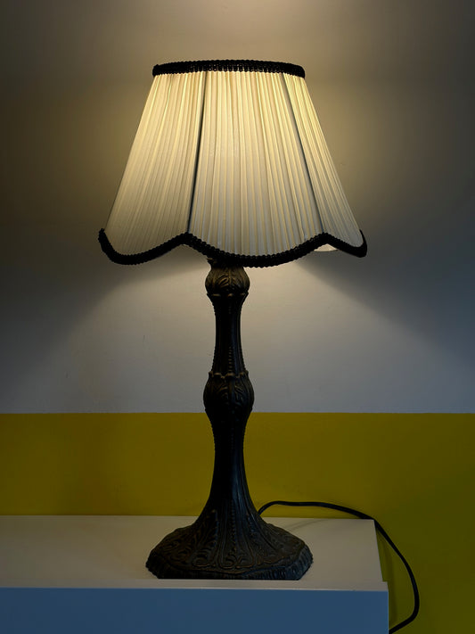 Lampe Vintage - La Belle Ténébreuse