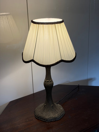 Lampe Vintage - La Belle Ténébreuse