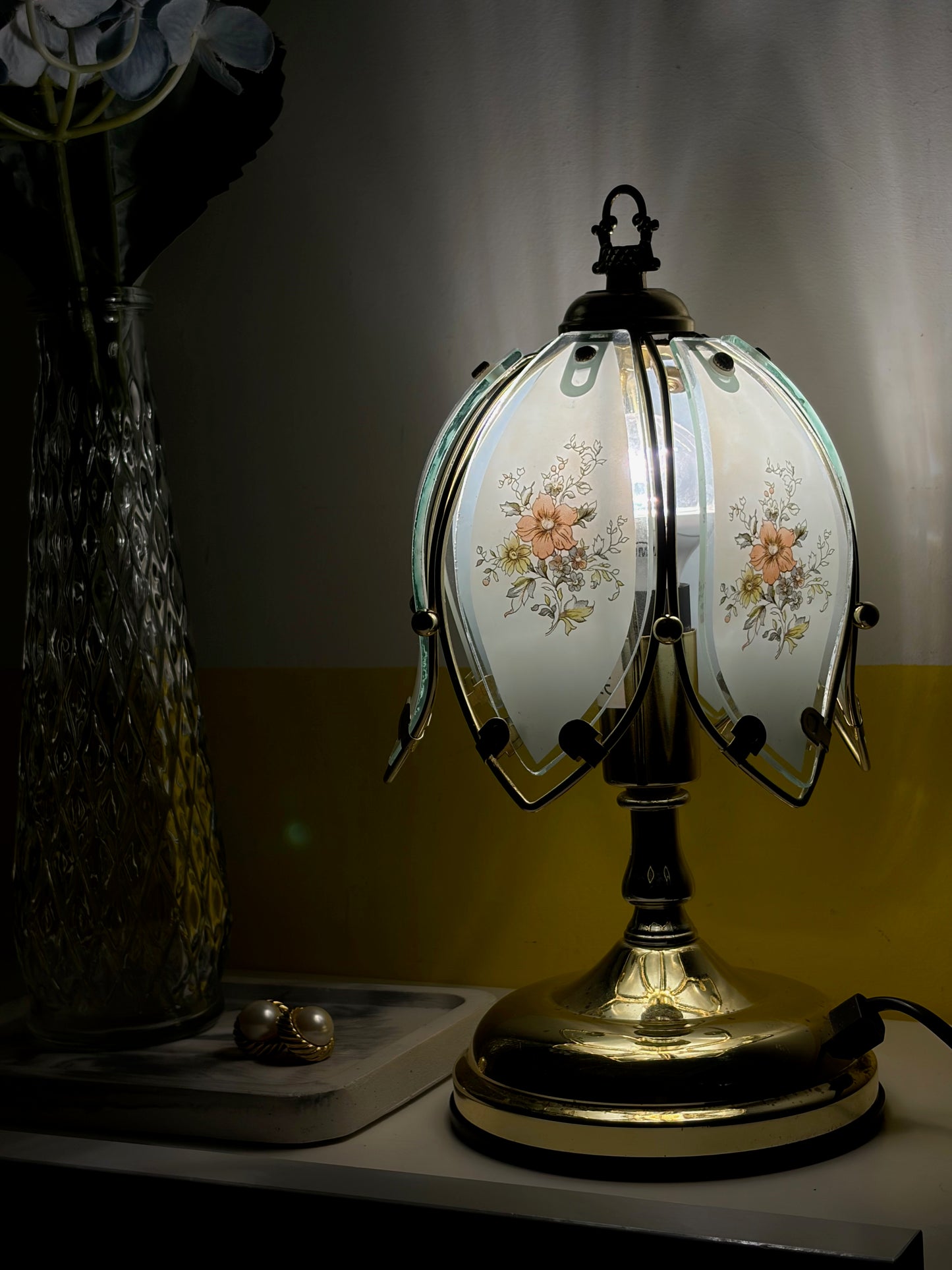 Lampe Vintage Vitraux Fleuris