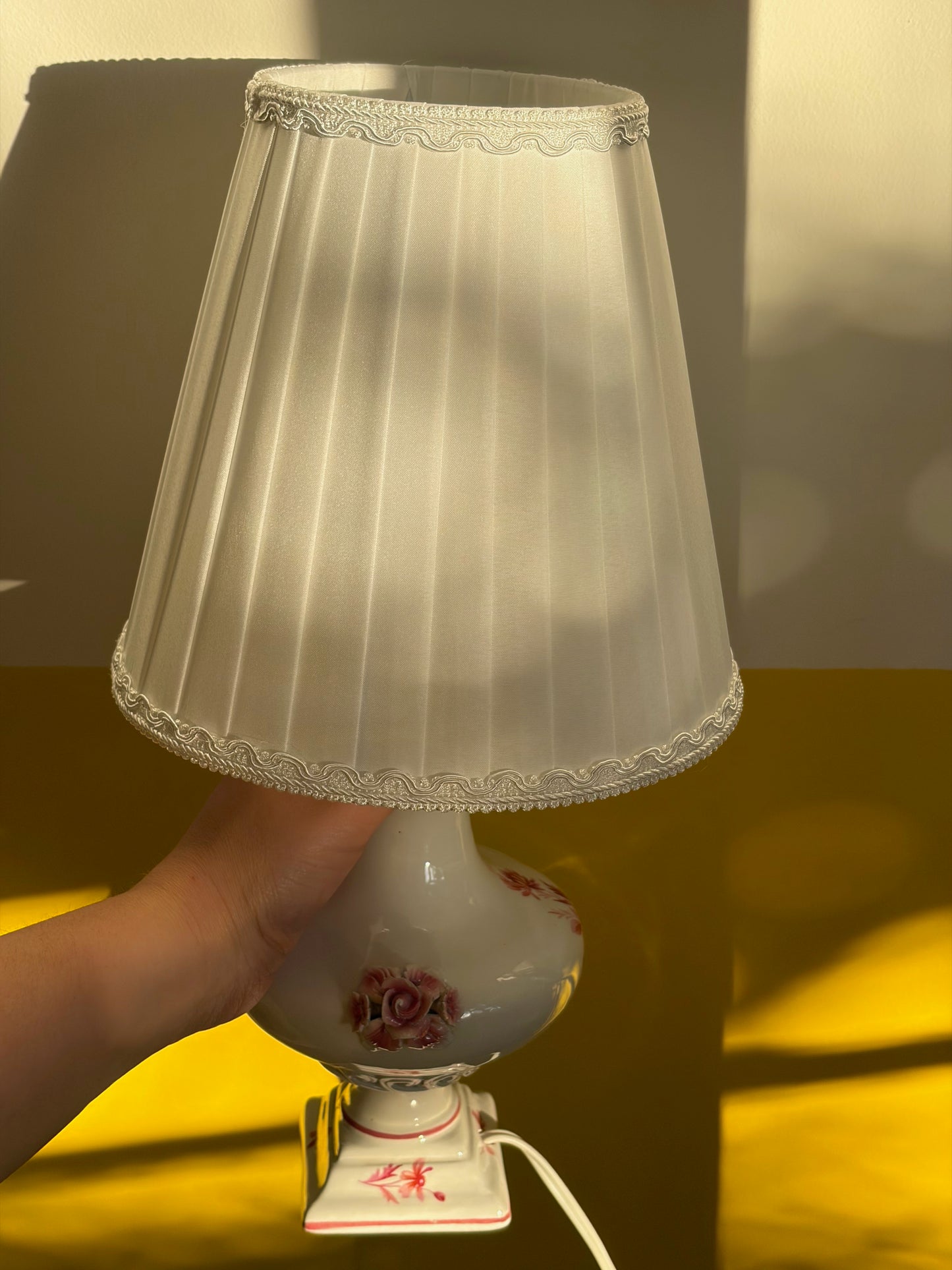 Lampe Porcelaine Fleurie