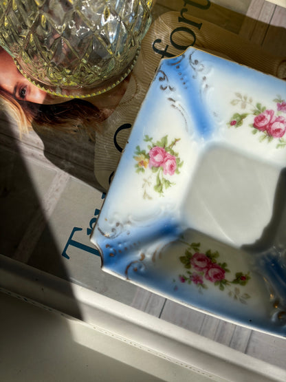 VIDE-POCHE PORCELAINE ROSES | BLEU & OR