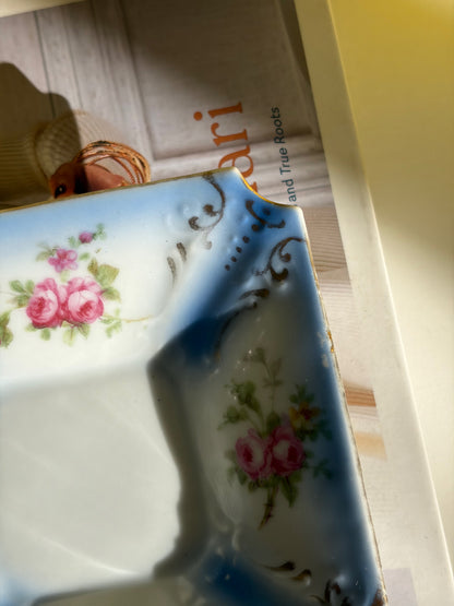 VIDE-POCHE PORCELAINE ROSES | BLEU & OR