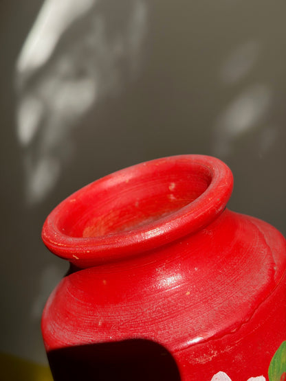 VASE ARGILE ROUGE PEINT | FLEUR BLANCHE
