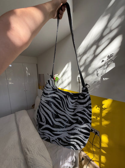 Sac épaule zébré sequins Y2K