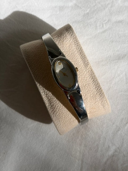MONTRE TIMEX MANCHETTE ARGENTÉE VINTAGE