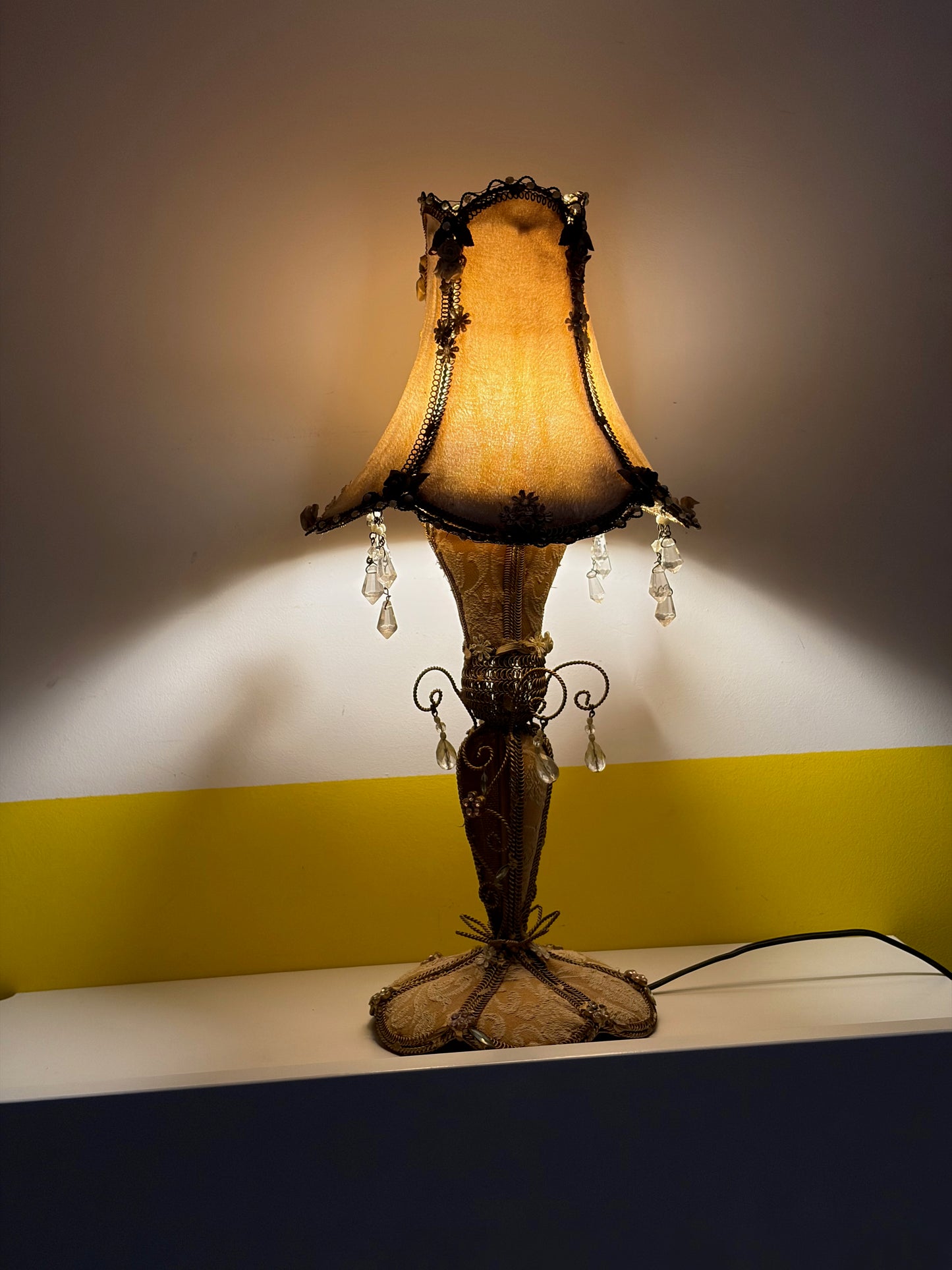 LAMPE DE TABLE LA FÉÉRIQUE TISSU CHAMPAGNE PENDELOQUES CRISTAL | VINTAGE ✨🕯️