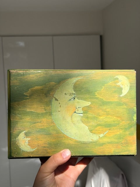 BOÎTE LUNE SOURIANTE VINTAGE 🌙