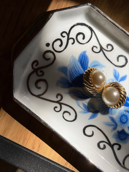 PETIT VIDE-POCHE PORCELAINE OCTOGONAL FLEURS BLEUES & OR | VINTAGE