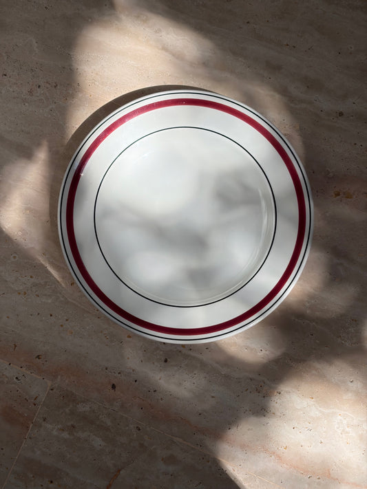ASSIETTE PORCELAINE BLANCHE BANDE BORDEAUX