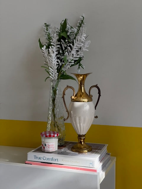 VASE AMPHORE PORCELAINE ET LAITON VINTAGE 🏺