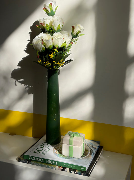 BOÎTE CÉRAMIQUE PAQUET CADEAU BLANC & VERT