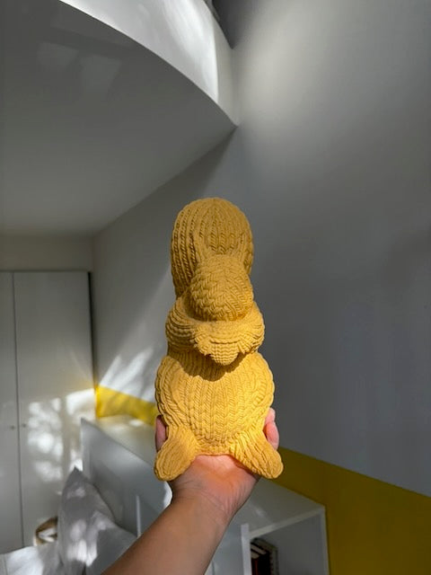 ÉCUREUIL TRICOT MOUTARDE VINTAGE 🐿️
