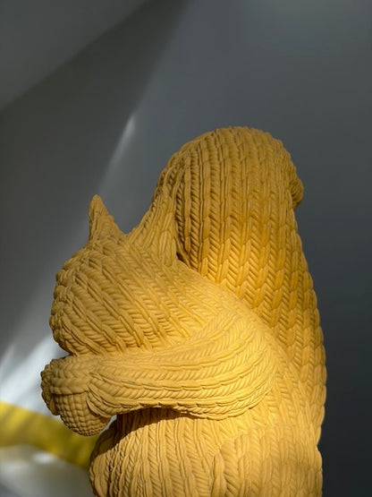 ÉCUREUIL TRICOT MOUTARDE VINTAGE 🐿️
