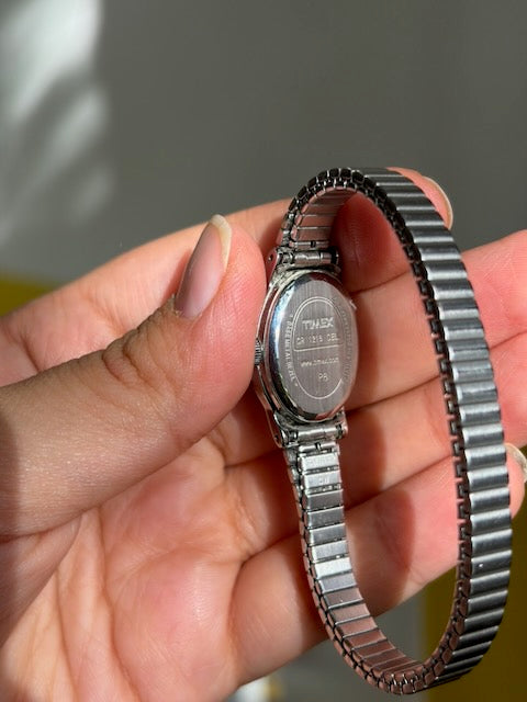 MONTRE TIMEX BRACELET ARGENTÉ VINTAGE