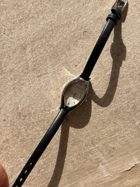MONTRE TIMEX BRACELET CUIR NOIR VINTAGE