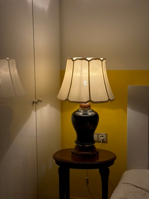 LAMPE POTICHE NOIRE ABAT-JOUR FESTONNÉ VINTAGE 🖤