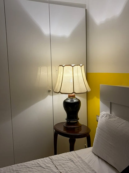 LAMPE POTICHE NOIRE ABAT-JOUR FESTONNÉ VINTAGE 🖤