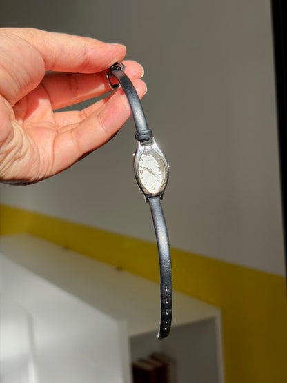 MONTRE TIMEX BRACELET CUIR NOIR VINTAGE