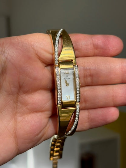 MONTRE BULOVA STRASS DORÉE VINTAGE 💎