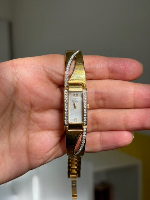MONTRE BULOVA STRASS DORÉE VINTAGE 💎