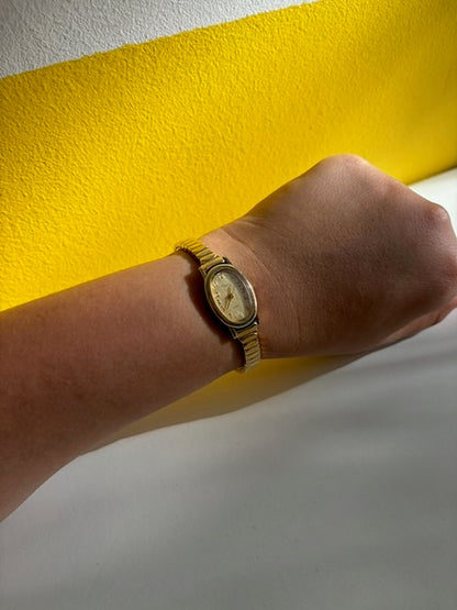 MONTRE TIMEX DORÉE CLASSIQUE