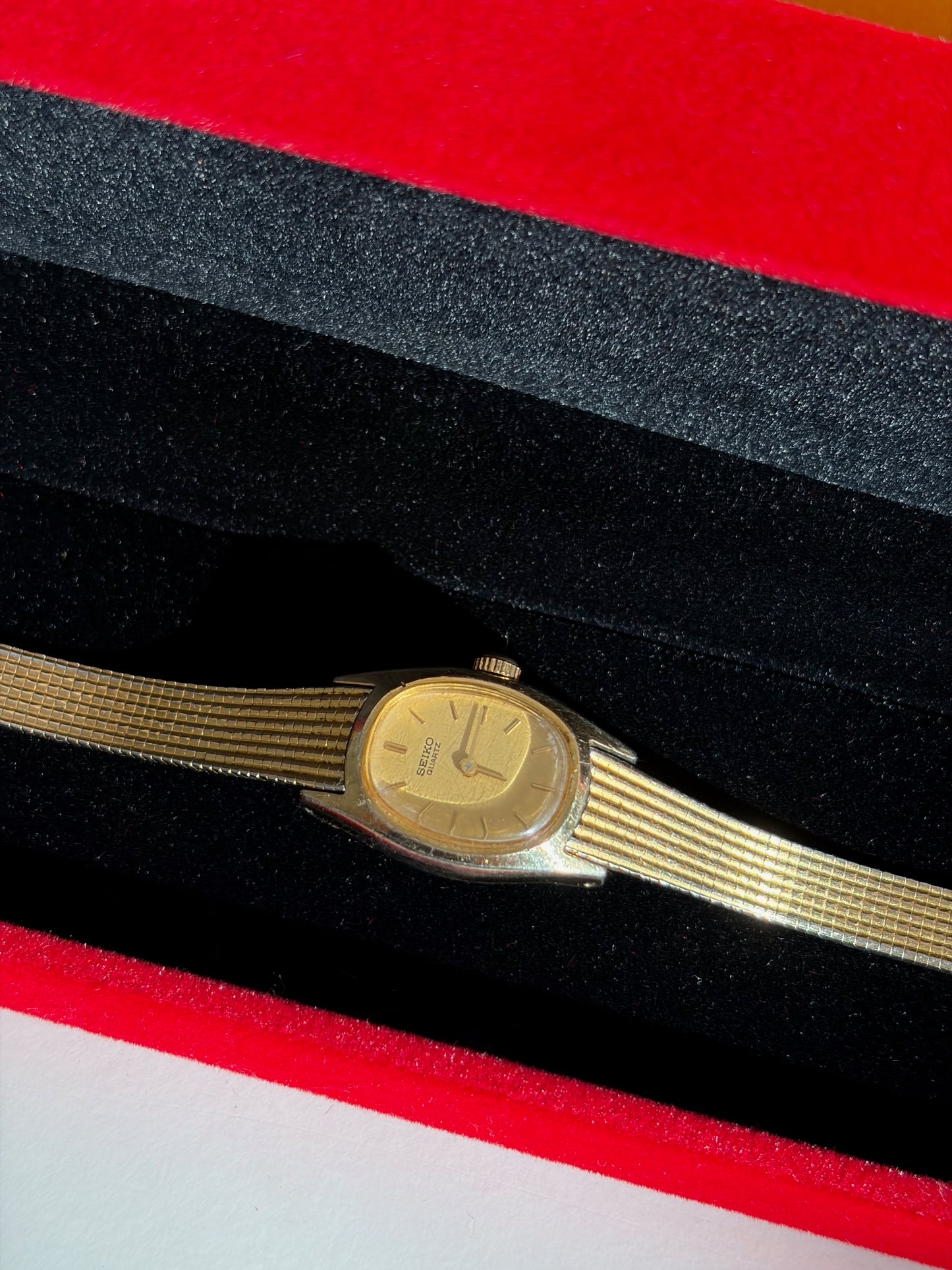MONTRE SEIKO QUARTZ DORÉE BRACELET MILANAIS | VINTAGE ⌚✨