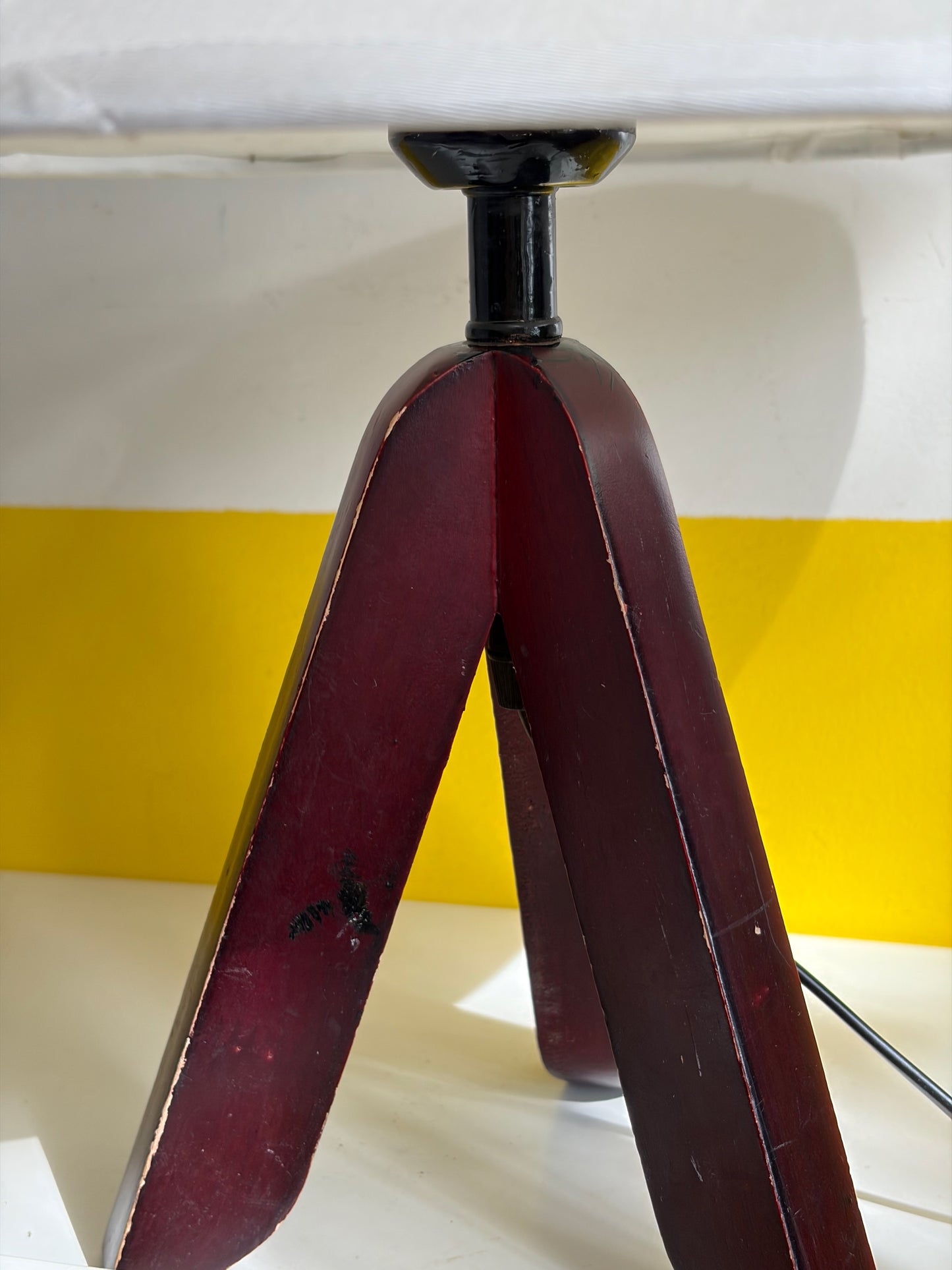 LAMPE DE TABLE TRÉPIED BOIS | VINTAGE