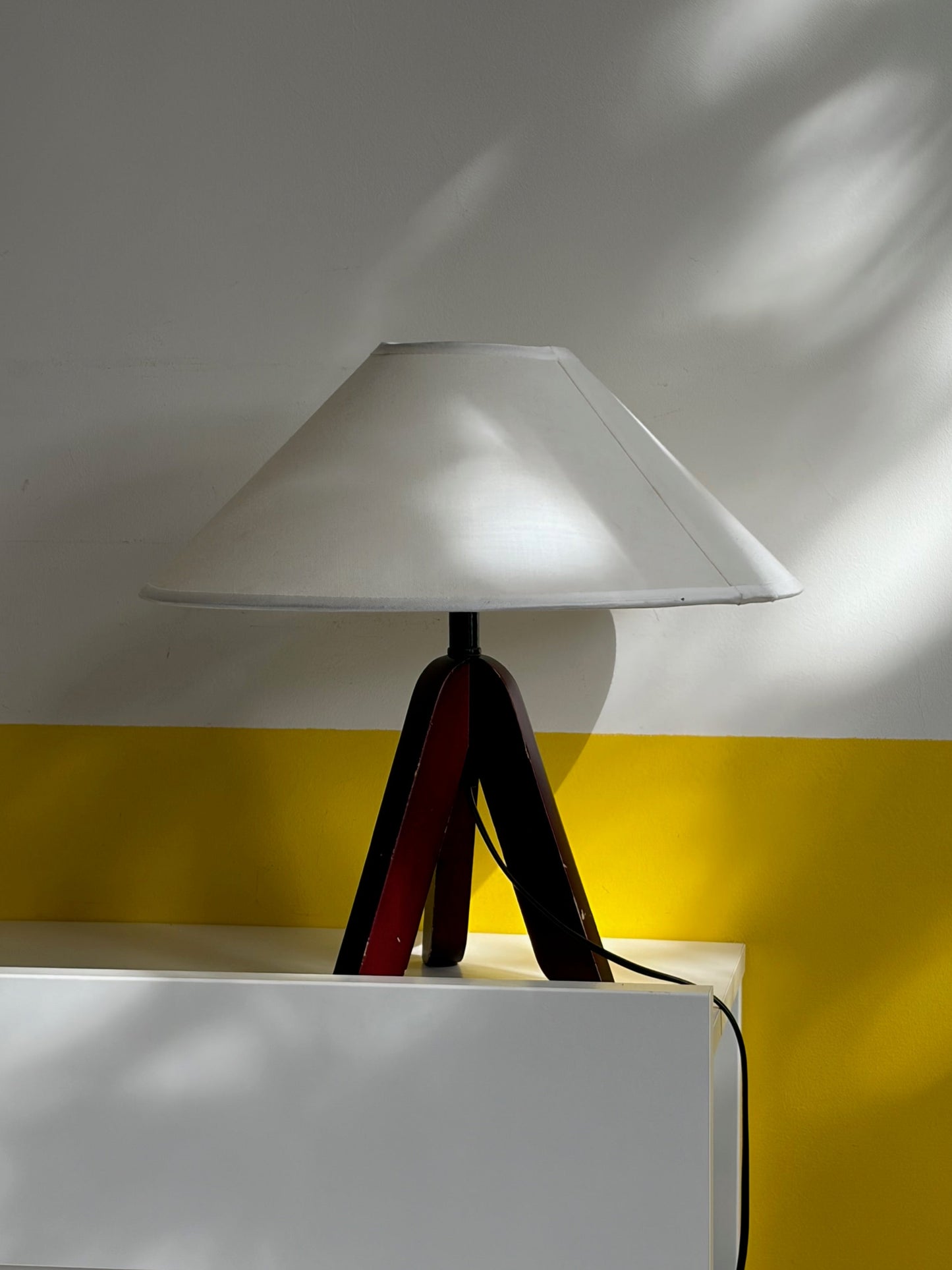 LAMPE DE TABLE TRÉPIED BOIS | VINTAGE