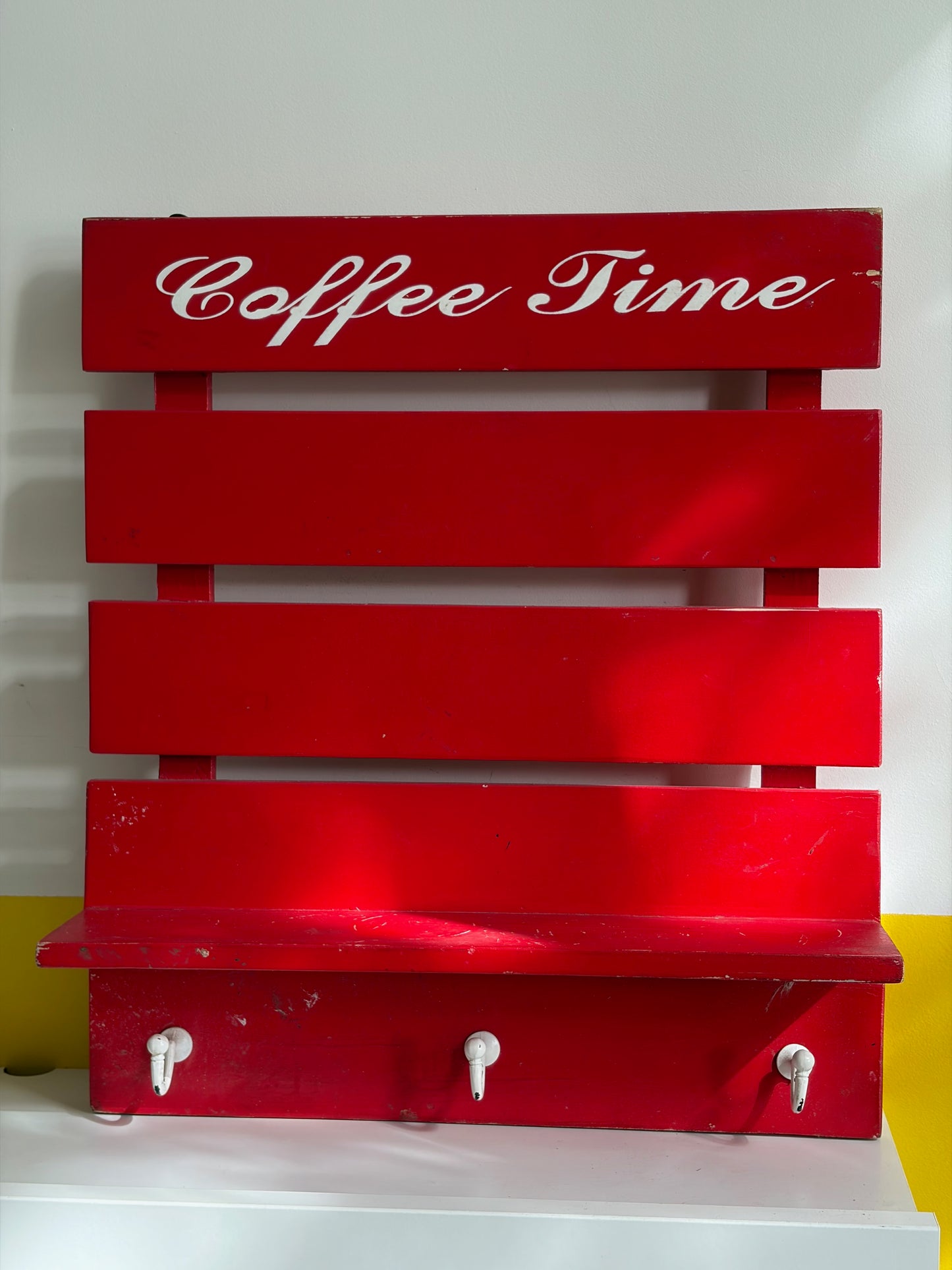 ÉTAGÈRE MURALE BOIS ROUGE "COFFEE TIME" | VINTAGE ☕❤️
